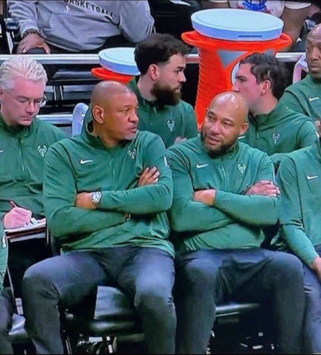 Doc Rivers is stepping down as Bucks head coach. 

The combination of Doc Rivers and Darvin Ham was an Avengers level threat 😭