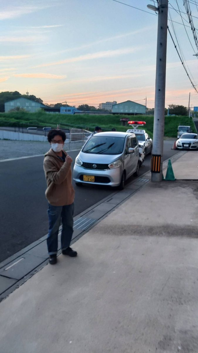 やまね＠ファインビークル tweet media