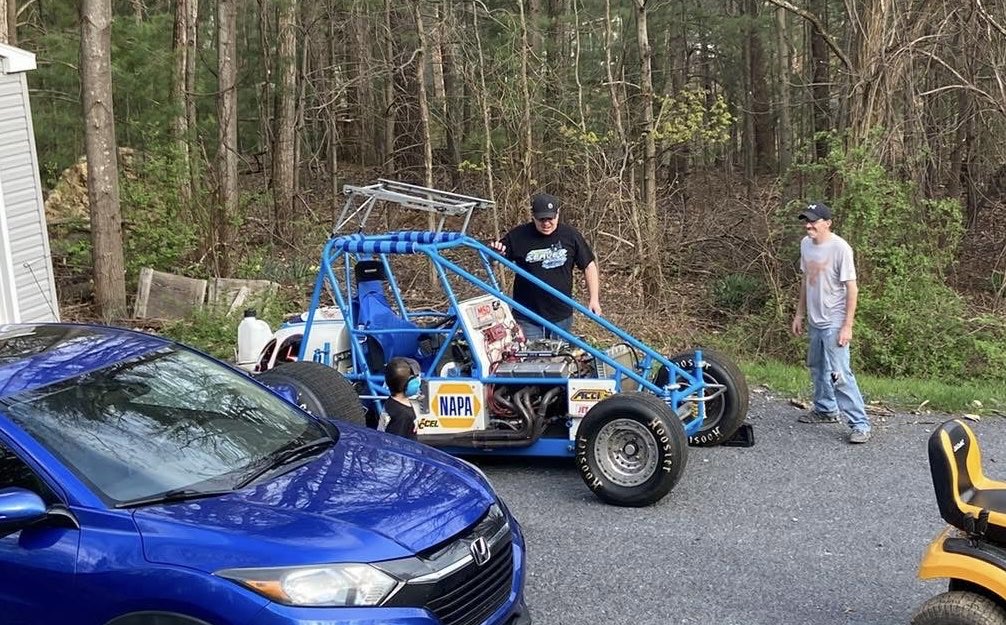 garshorace's tweet photo. ✅Wheels on
✅Fuel system back together
✅Test fired
Productive day at Shover Motorsports. 

Found a few issues that need addressed, but it is officially race season for our vintage Super Sportsman. https://t.co/RtNXRlL0BH