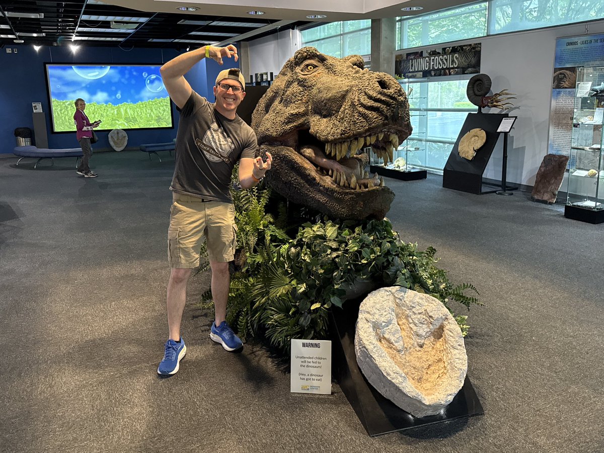 Dinosaur Ranger Anthony tweet media