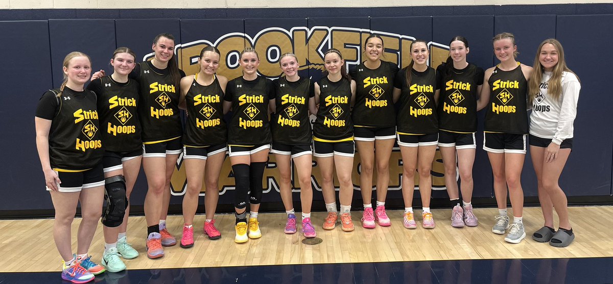 StrickHoopsLLC's tweet image. We got better this weekend as 9 of 10 teams either made the Gold Bracket or played in Silver Bracket Championship🏀

9/10th Girls (5-1 on season) took home🥇

8th girls and 16/17U girls (B2B championship games) took home🥈

#ATTACK #GetBuckets #StrickHoopsFam