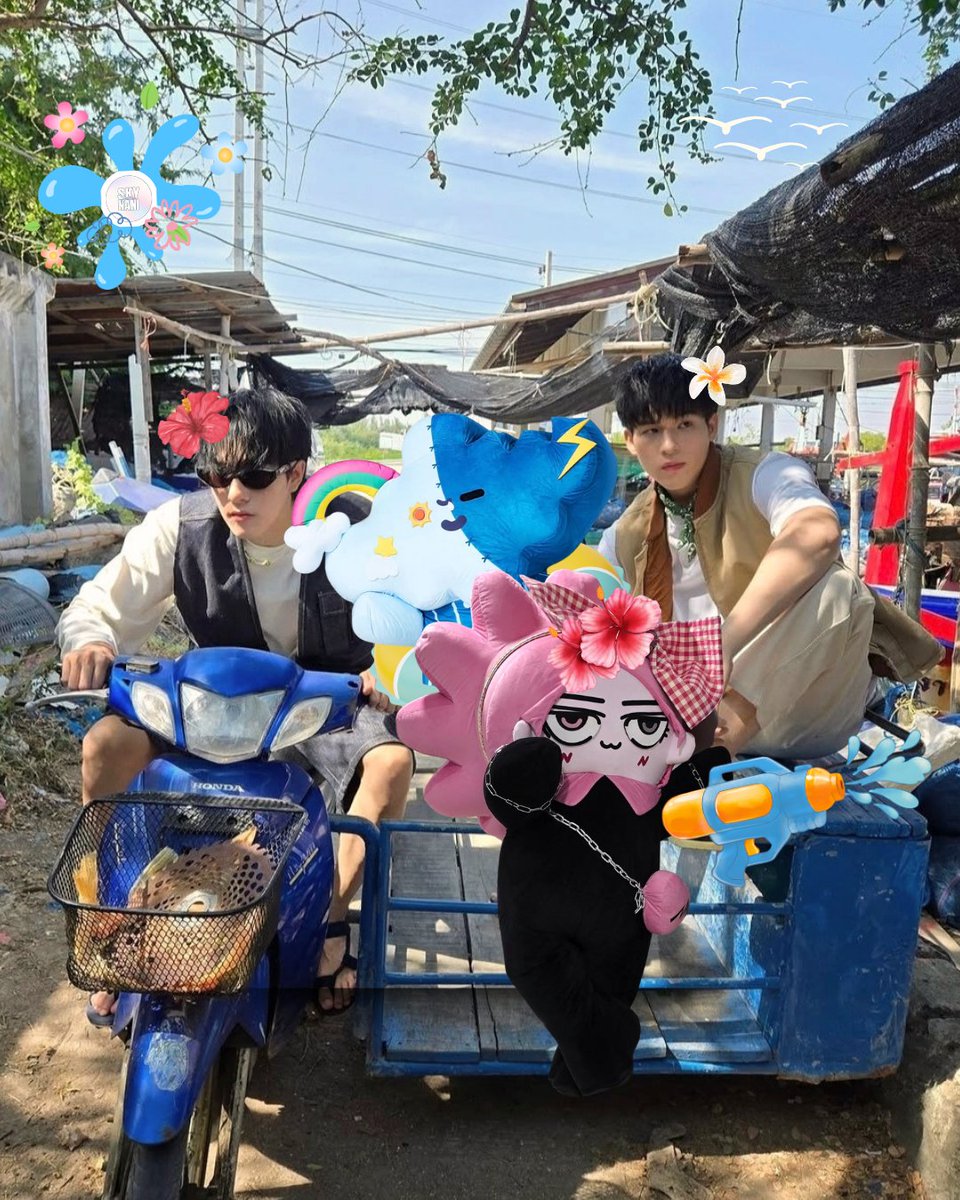 SKYNANI_FAMILY's tweet image. Good morning ค่ะทุกคน วันนี้พร้อมเล่นน้ำกันมั้ยคะ 🫰🏻
บ้านแฝดพร้อมแล้วน๊า สกายนานิ สไมล์ นีออนน่า 
พร้อมลุย ๆแล้ว มาขึ้นรถฮ๊าฟ ฟ จะพาซิ่งไปเล่นน้ำ ปิ้ว ๆ ๆ ☁️🌸🩵🩷

สำหรับ #️⃣ ทั้งหมดของวันนี้ เริ่ม 09:00 น. นะคะ 

April Full of SKYNANI 

🩵🩷 #SkyNani , #สกายนานิ 
#skywongravee