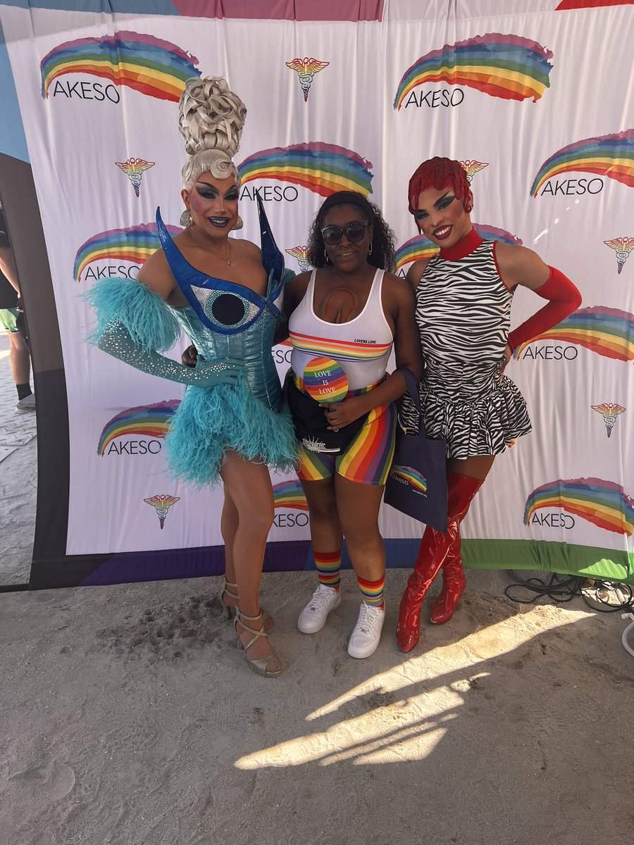MissHarris305's tweet photo. Miami Beach Pride https://t.co/lfV9QX76uA