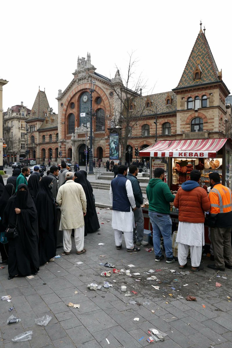 Zhalir ✠ tweet media