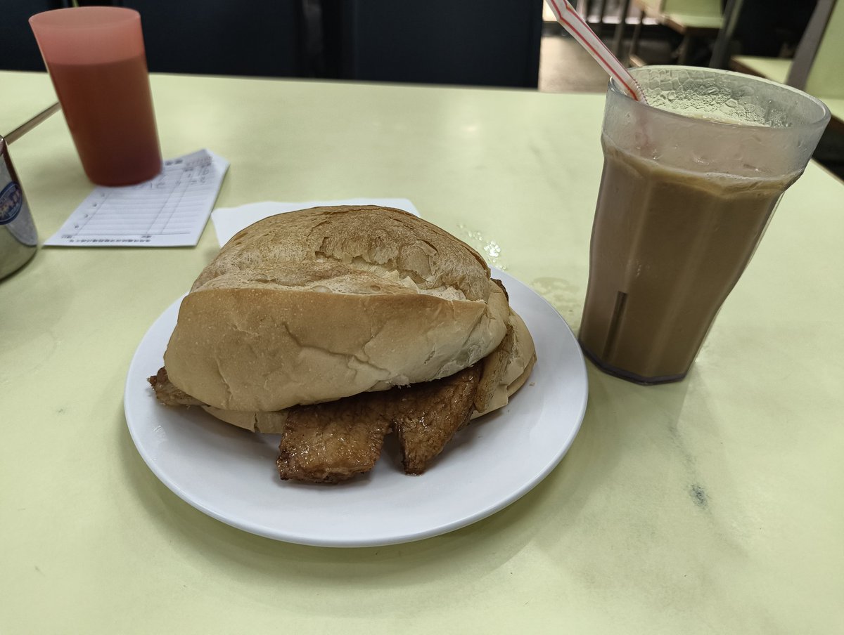 flyingpig tweet media