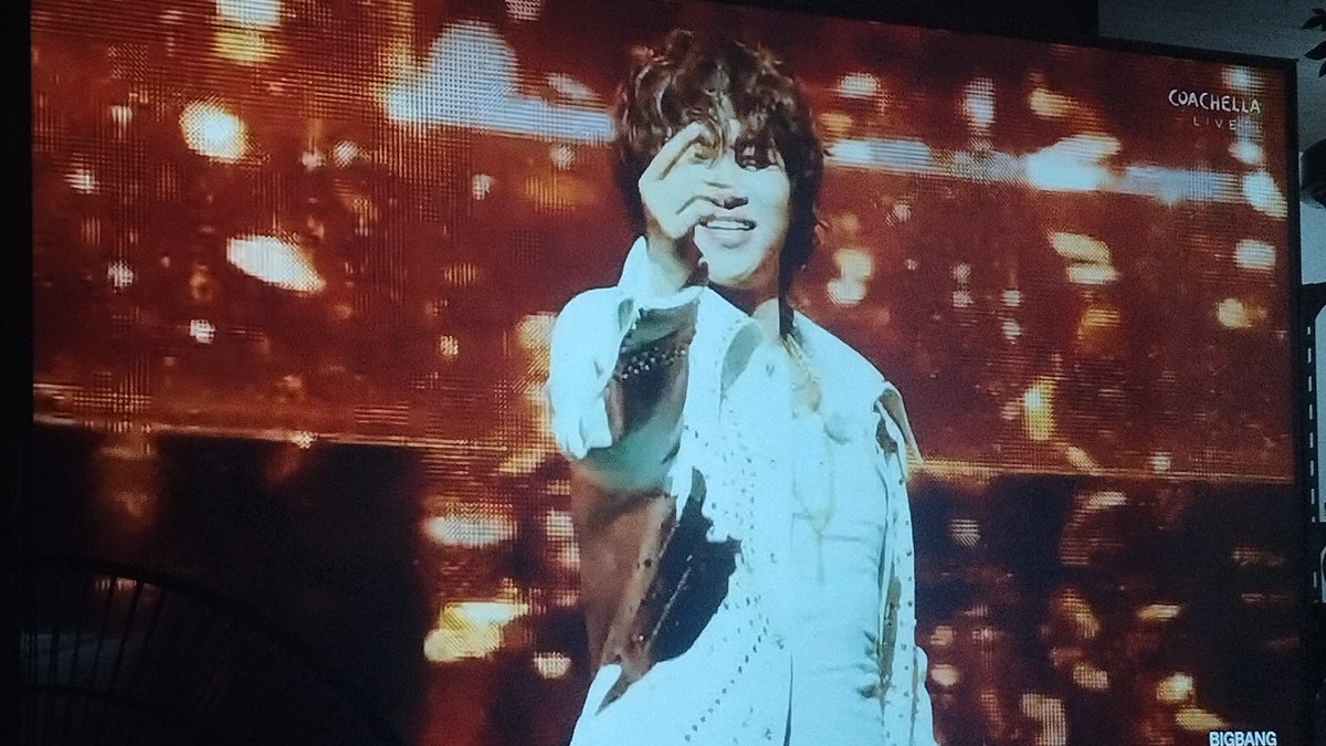 cine 🦦 tweet media