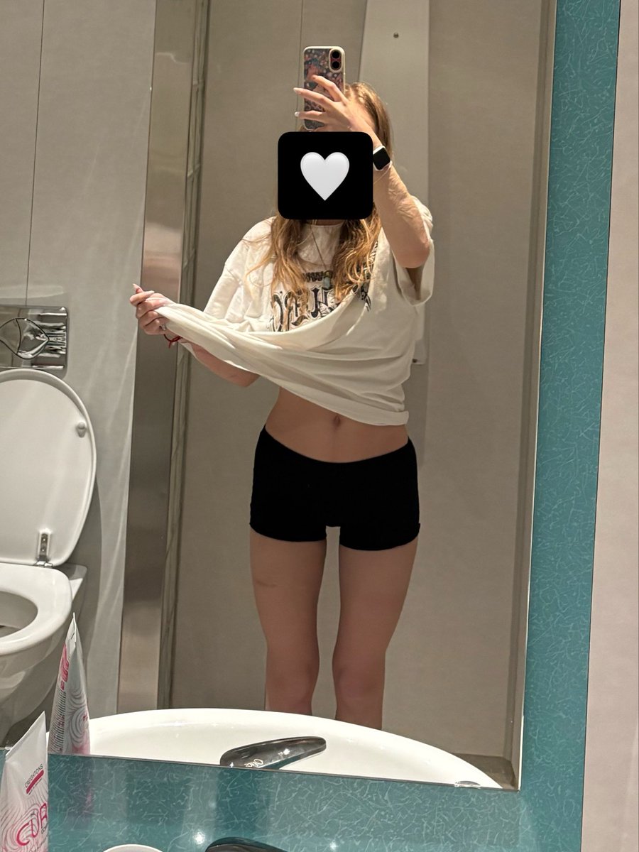 ༺Rayrie༻ tweet media