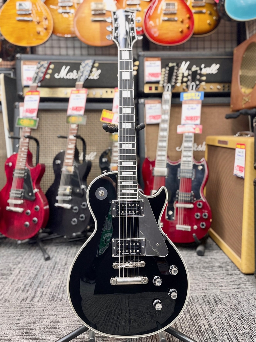 electric_gp's tweet image. 今は亡き某レジェンドギタリストの愛機を思わせるルックスを持つEdwards E-LP-130CDが入荷！
PUもSH-6 Distortionをマウントしたパワフルなサウンドが魅力のモデルです！
guitarplanet.co.jp/product/detail…

#ESPGUITARS #ギター #Metal #メタル #ロック #ROCK