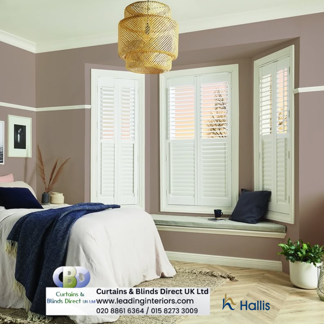 CBDUKLtd's tweet image. Presented shutter samples in St John’s Wood to finalise colour finish and louvre size before confirming the order. #Shutters #StJohnsWood #InteriorChoices