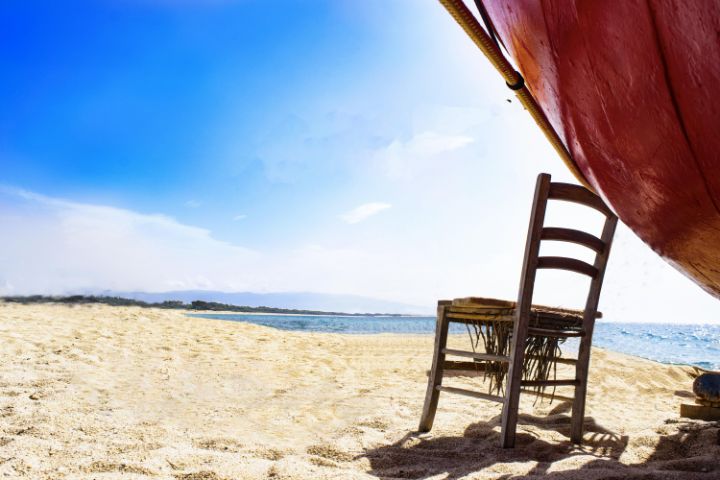 salvomassara's tweet photo. Art of the Day! "chair and colored boat". Buy at: https://t.co/zTY1c9oI66 https://t.co/DMmEQTP82S