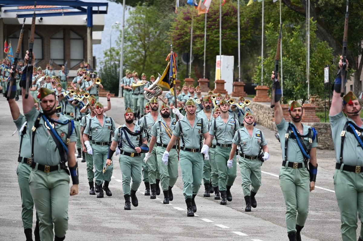 Buenos días, hermanos! ✝️🇪🇸⚔️

#LaLegión #JuraBanderaCivil #Ronda #Málaga #13deabril