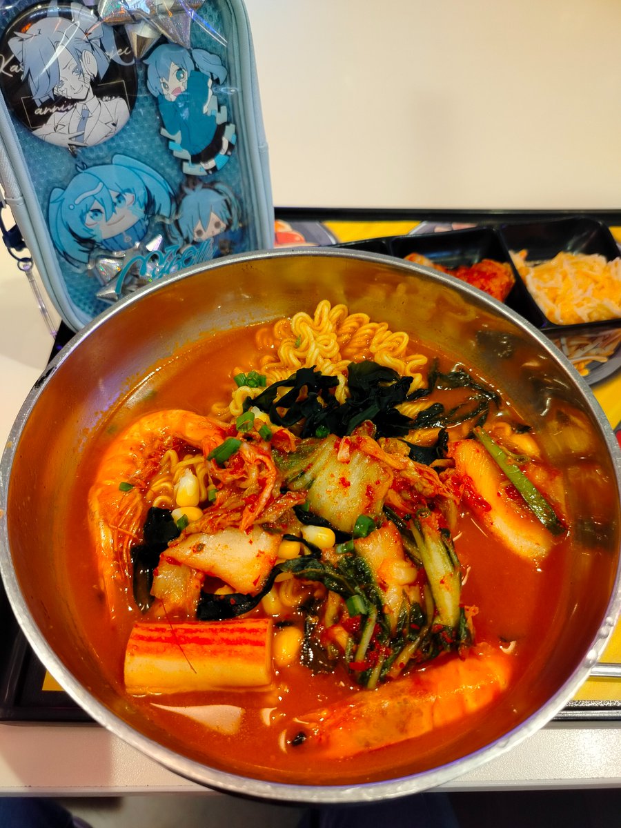 arushii_tan tweet media