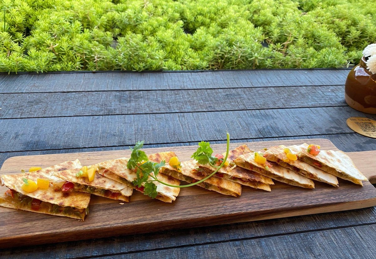 Quette Williams tweet media