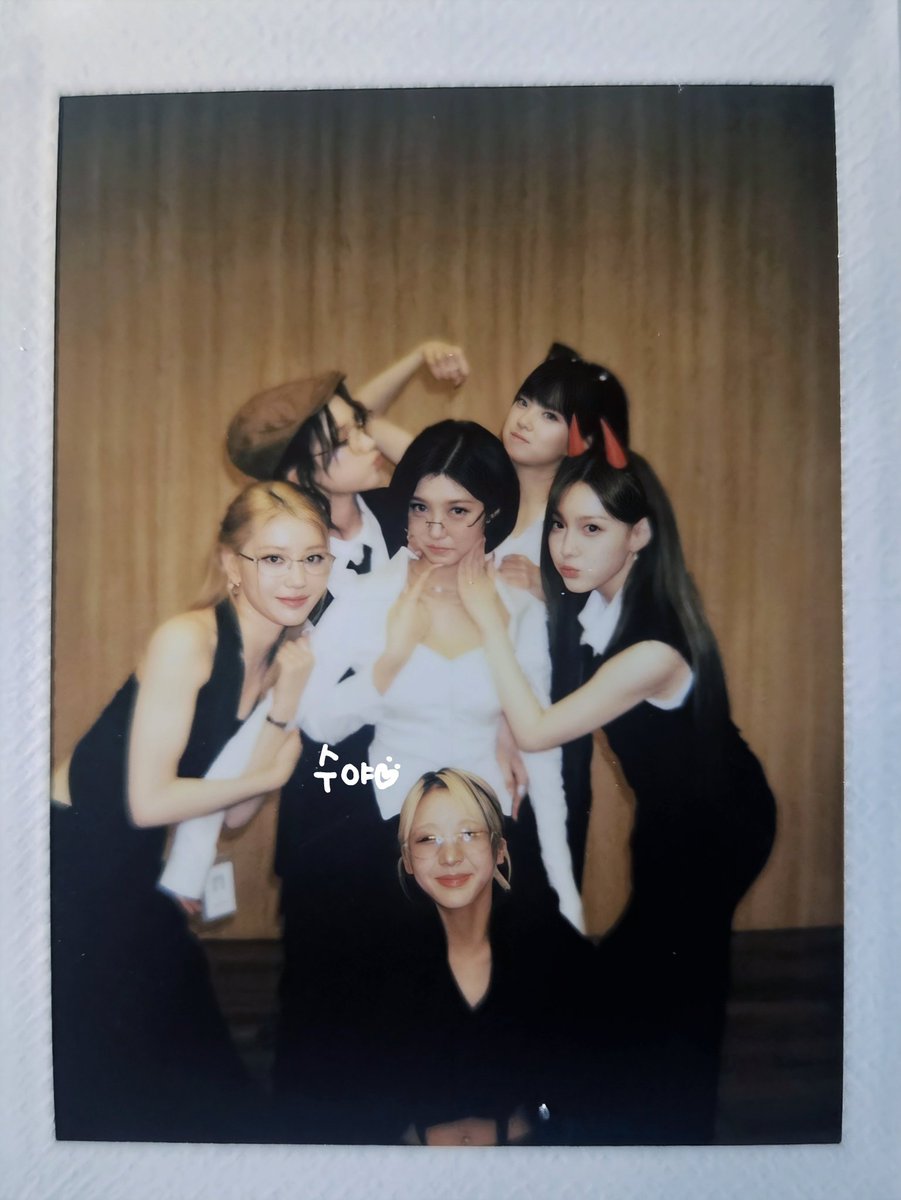 emma⁹⁺⁷ 🖤 CRACK CODE;; #ThankYouYoungeun tweet media