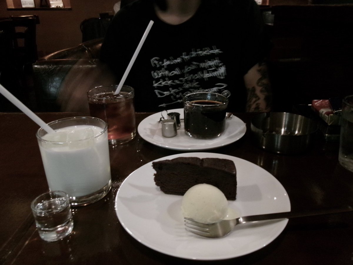 ♡̴⟡.˚ tweet media