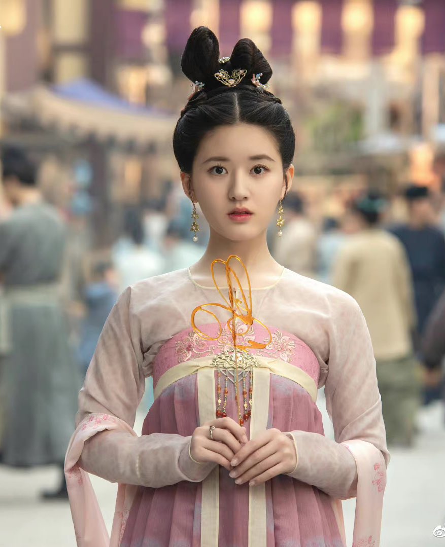 R♡syrose tweet media