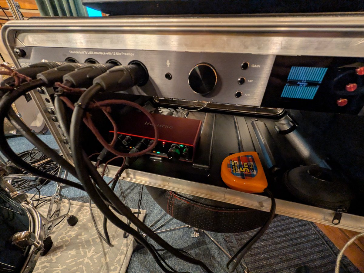 ハカセ tweet media