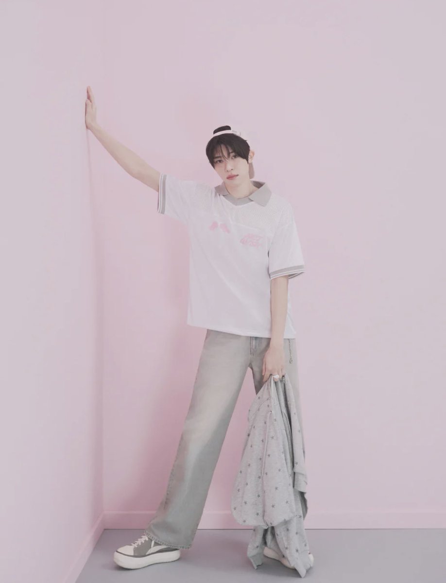 sion pics tweet media