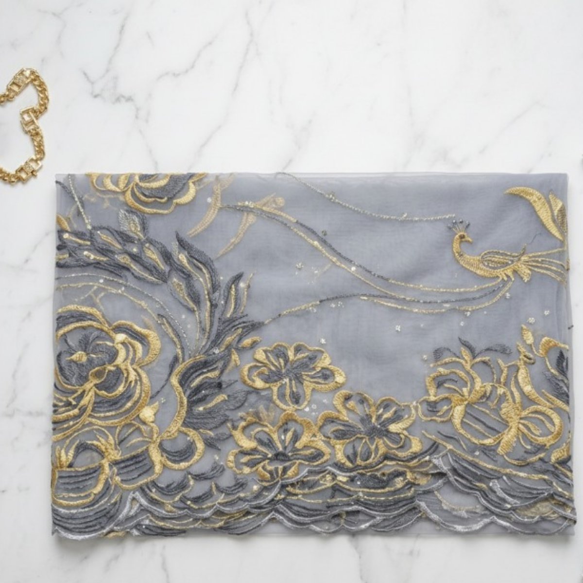 LuckyFabrics's tweet image. Tradition with a touch of style. – That’s the promise Lucky Fabrics delivers with every piece.
📞 Contact: +92-321-2388182

#LuckyFabrics #FashionWithPurpose #TextileIndustry #DupattaLove #TraditionAndStyle #PakistaniBrands #SlowFashionMatters