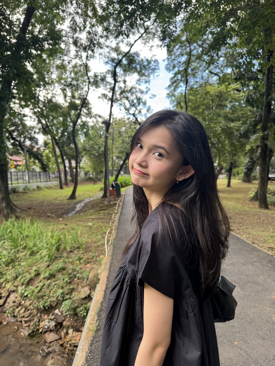 Indah Cahya tweet media