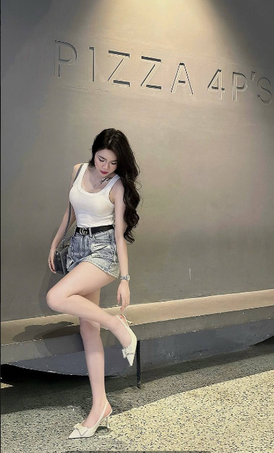 yourflower2639's tweet image. Thứ 2 nên được tính là cuối tuần luôn đi… 😭

Party Chủ Nhật xong, sáng nay đi làm mà “đuối toàn tập” 🥲
Giờ chỉ muốn đi massage chân liền luôn…
Mọi người recommend giúp mình với nha 💆‍♀️✨

#MondayMood #SelfCare #SpaTime