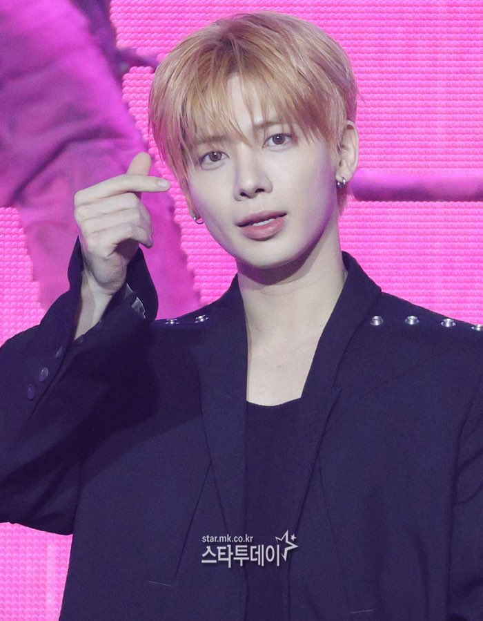 ‎ . ݁⋆ lishie 𖣂 ݁˖ . ݁ tweet media