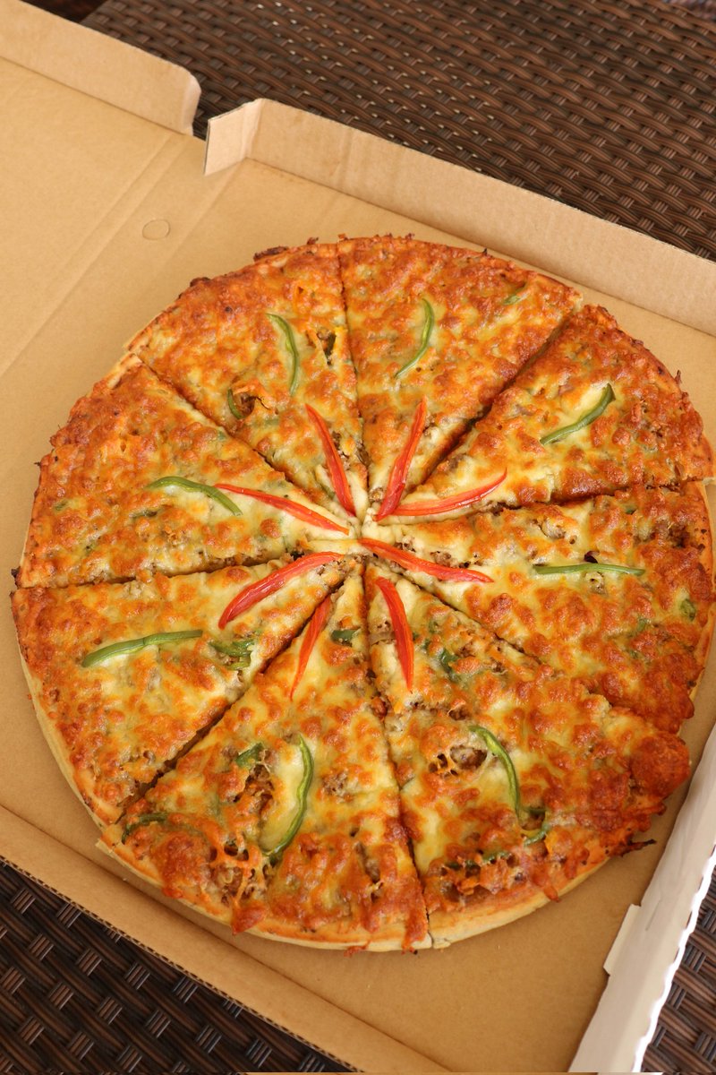 highwaybargrill's tweet image. Nothing beats a good pizza… especially when you don’t have to enjoy it alone.

Join us every Wednesday for Buy 1 Get 1 FREE pizza and share the good vibes with someone special.
See you at Highway. 

#pizzaday #highwaybarandgrill #goodfoodgoodvibes