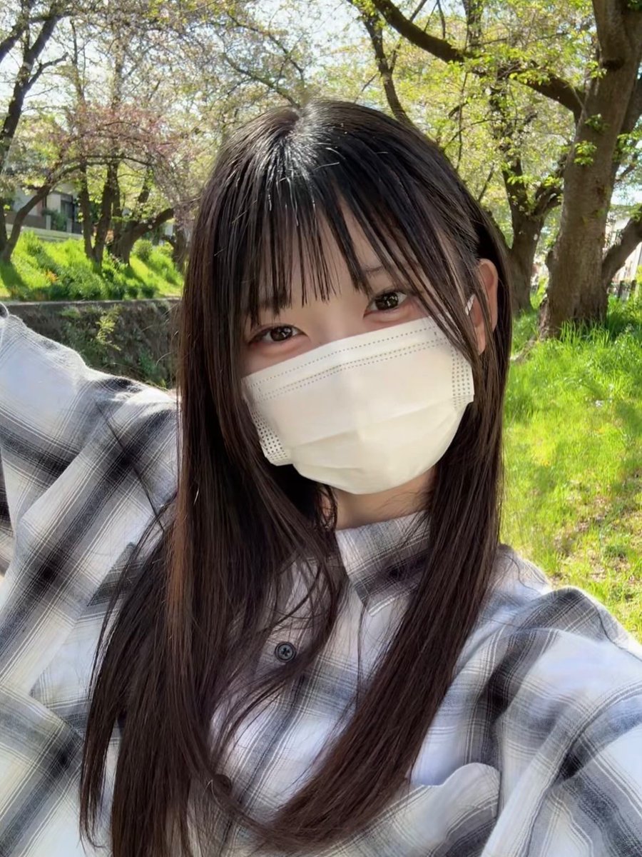 序列最下位 tweet media