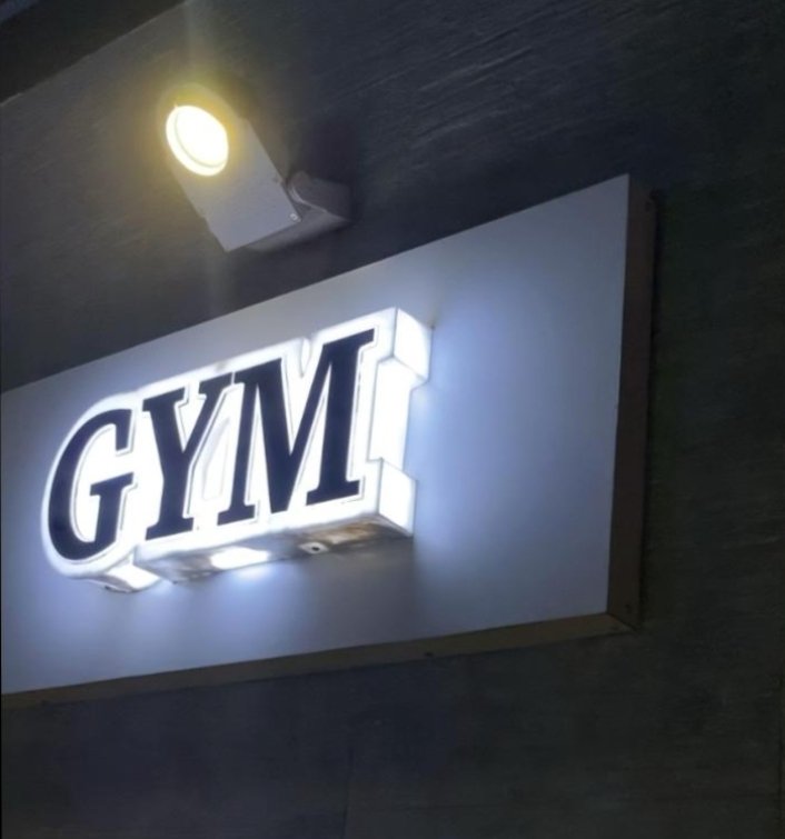 KING_LECTURER tweet media