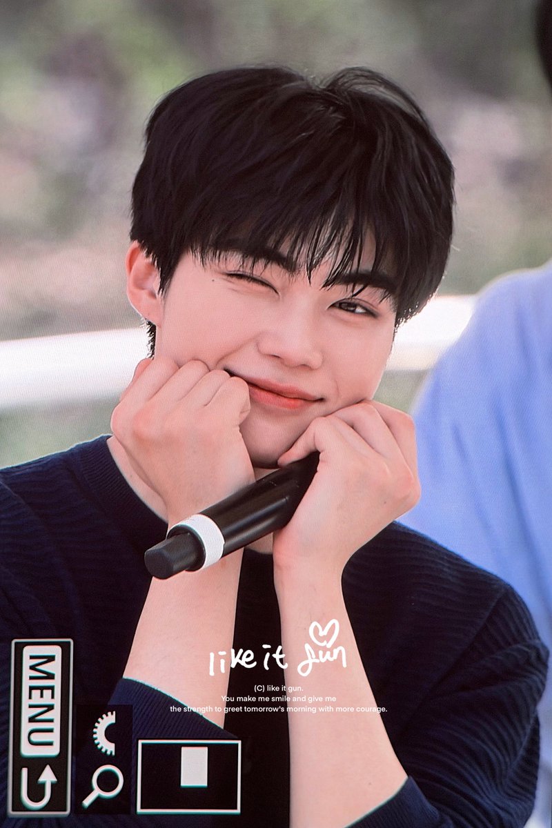 𝒍𝒊𝒌𝒆 𝒊𝒕 𝒈𝒖𝒏 🖤 tweet media