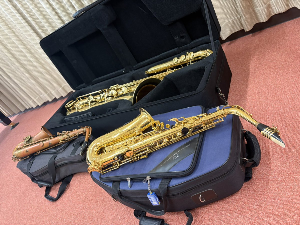 YSax220's tweet photo. 今週のコンサートで使う3本🎷🎷🎷
持ち運べなくて家に置いてきたけどバリトンも吹くかも🎷

4/14はどなたでもお気軽にお越しください😊
4/16は連絡いただければ取り置きしますのでぜひ🎶 https://t.co/T2BvCr9zet