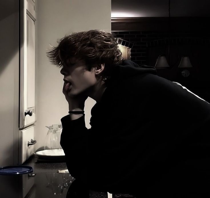 conn0r 📎 tweet media