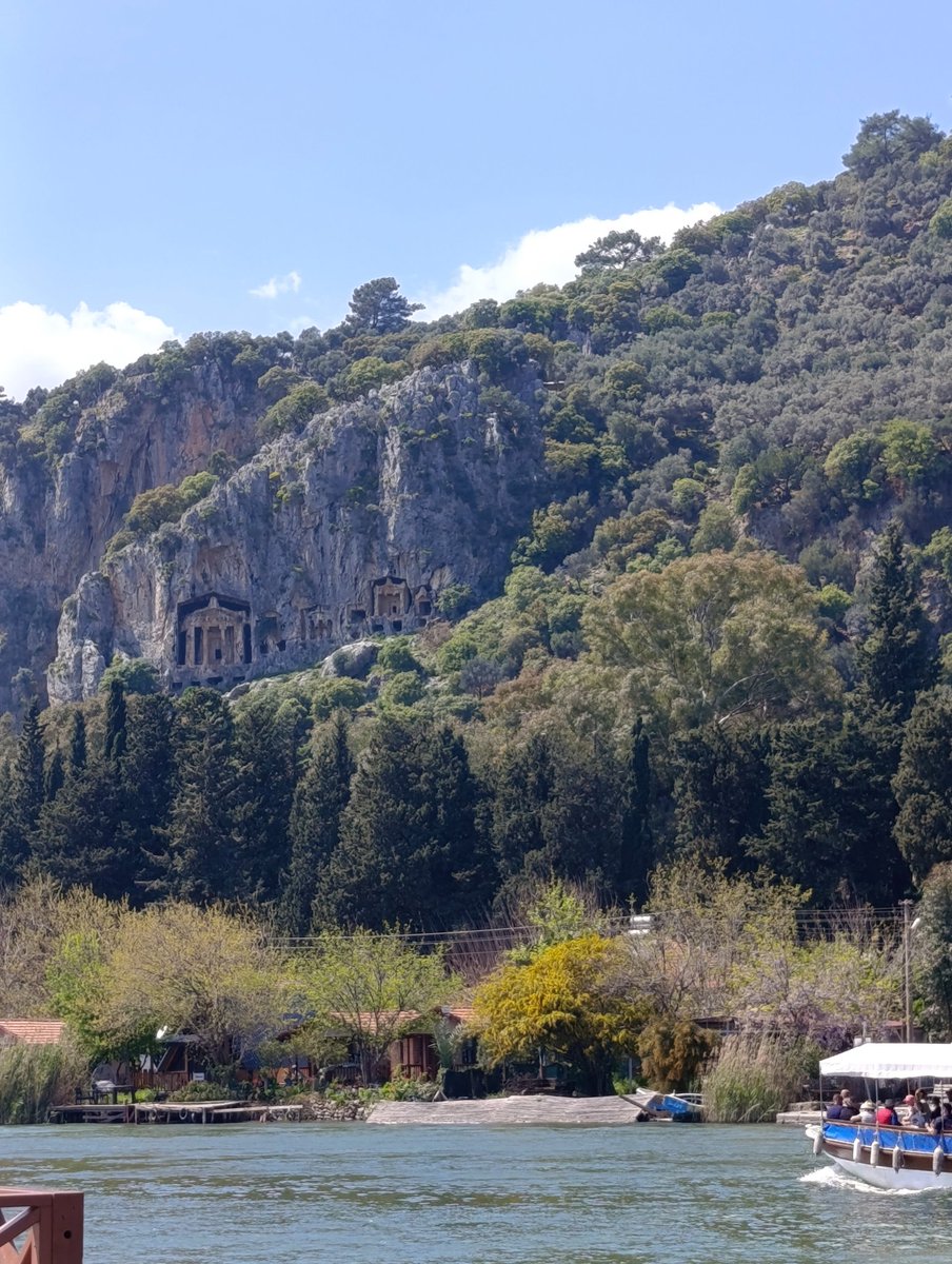 İzmir'de Sanat tweet media