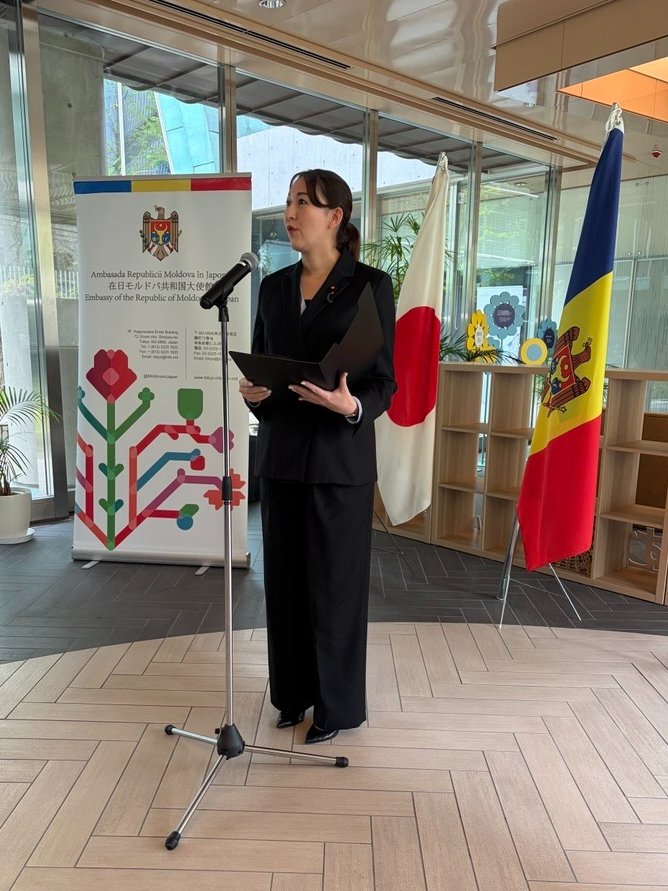 MofaJapan_en's tweet image. Parliamentary Vice-Minister for Foreign Affairs ERI attended the farewell reception for H.E. Mr. Dumitru SOCOLAN, Ambassador Extraordinary and Plenipotentiary of the Republic of Moldova to Japan and delivered a speech as a representative of the MOFA.  #Moldova