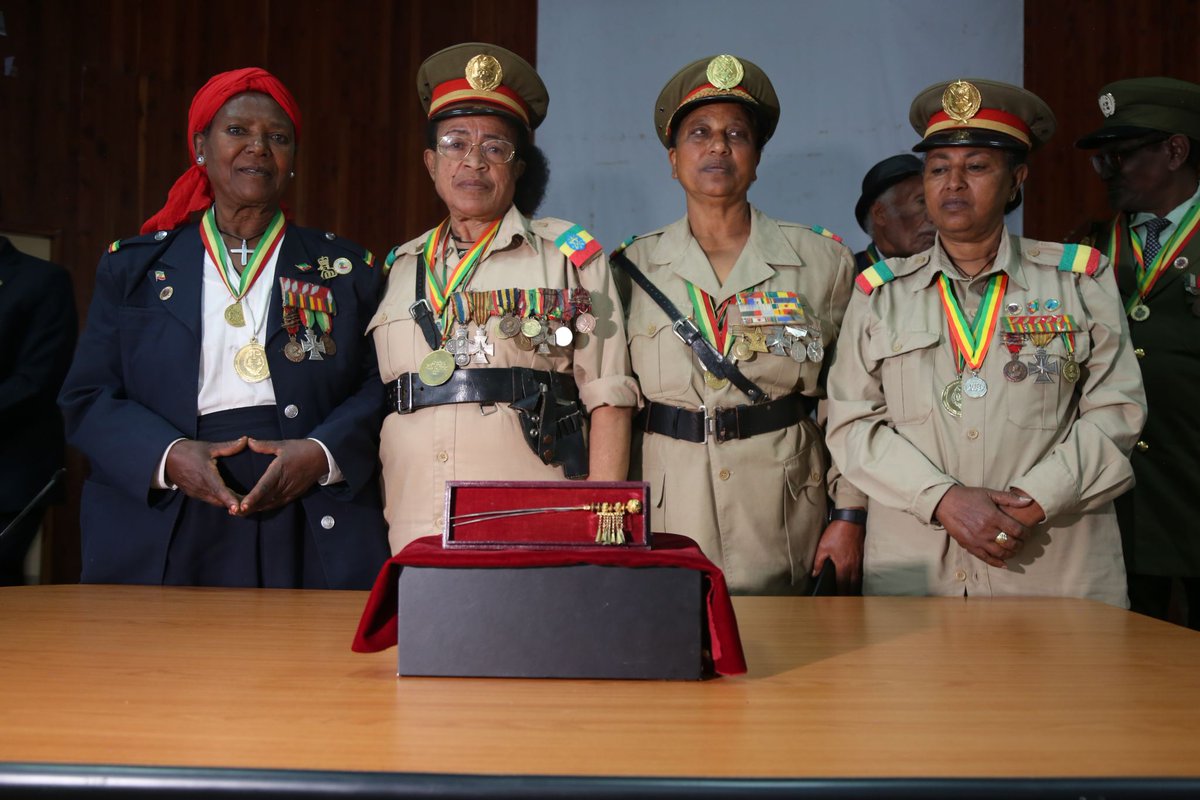 More catch-up on Ethiopian plunder. The hairpin of Ethiopia's Queen Terunesh returns home, with the help of the Royal Ethiopian Trust and plunder-watchers including <a href="/alulapan/">alula pankhurst</a>