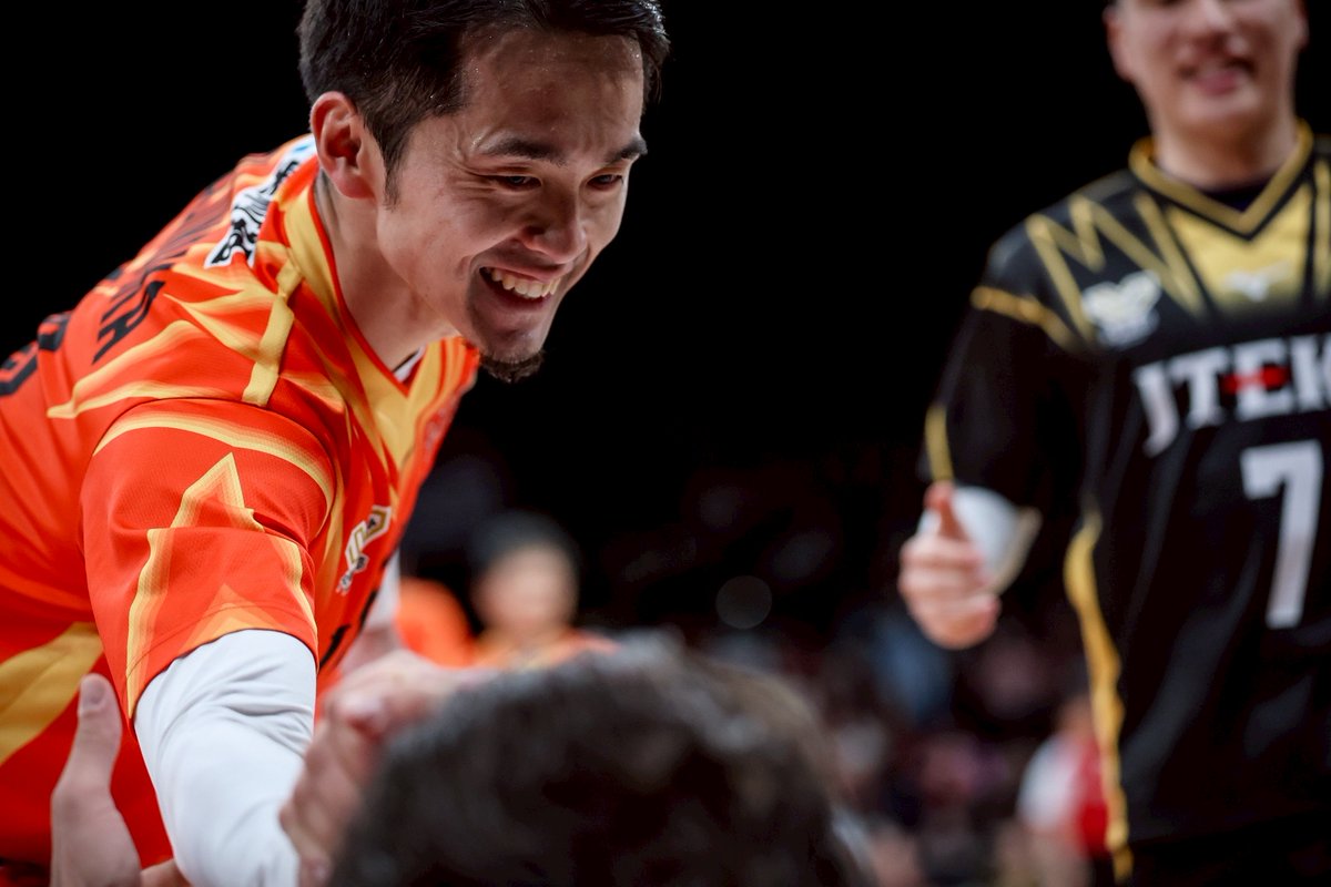 JTEKTSTINGS's tweet image. 📸PHOTO GALLERY📸

📅4/12(日)13:35～
🆚 #ウルフドッグス名古屋
🚩エントリオ

#藤中謙也 選手
#出水充希 選手
#荒木琢真 選手
 
CHECK MORE👀
jtekt-stings.jp/match/020403/
 
#ジェイテクトSTINGS愛知
#大同生命SVリーグ