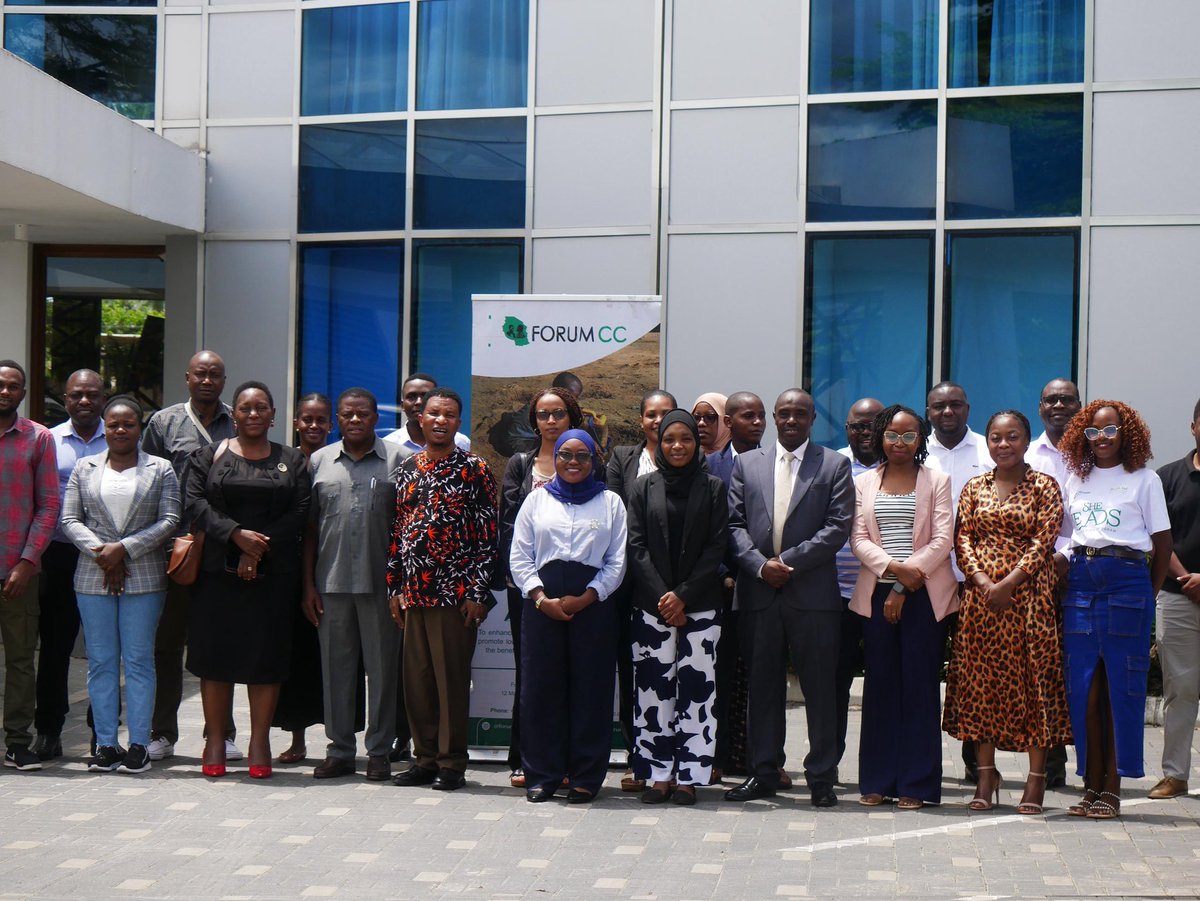 greenfuturetz's tweet image. Mafunzo ya Forum CC yamekwisha vizuri!

Tulikutana, tukajifunza, tukajadili na kushirikiana katika vikao vya kina. 

Kuanzia picha ya kwanza hadi ya mwisho, ilikuwa na maana kubwa.

Asante sana Forum CC kwa fursa hii 🙏

Tumejipatia maarifa mapya! @Forumcctza