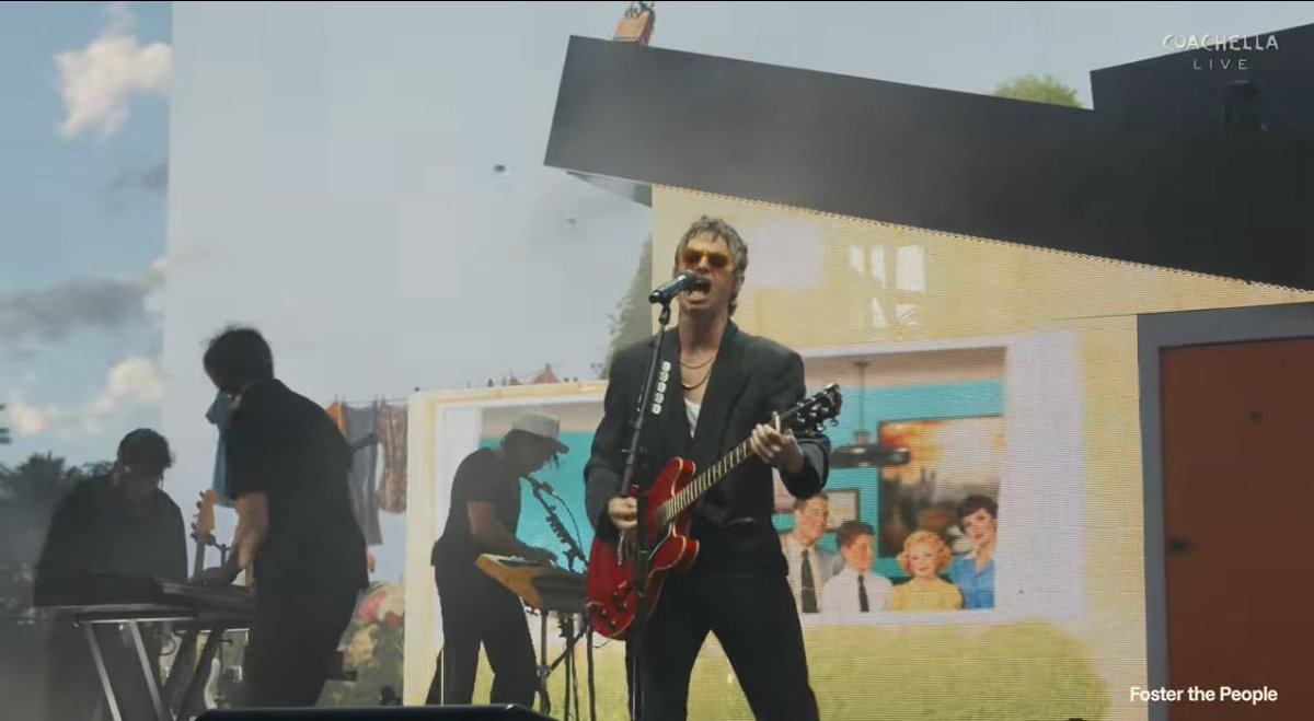 でこぽん tweet media