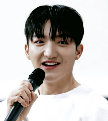 6시내고양 tweet media