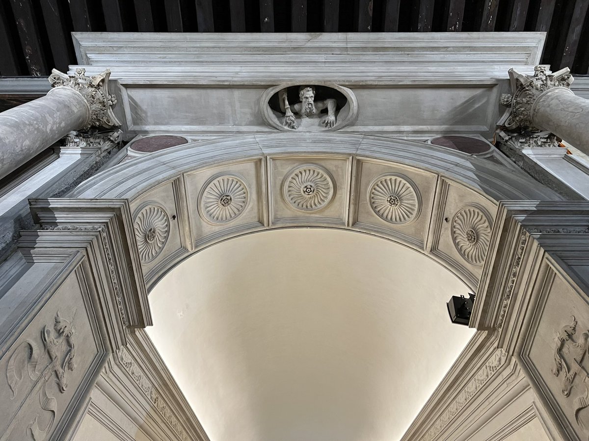 Beautiful Histories tweet media