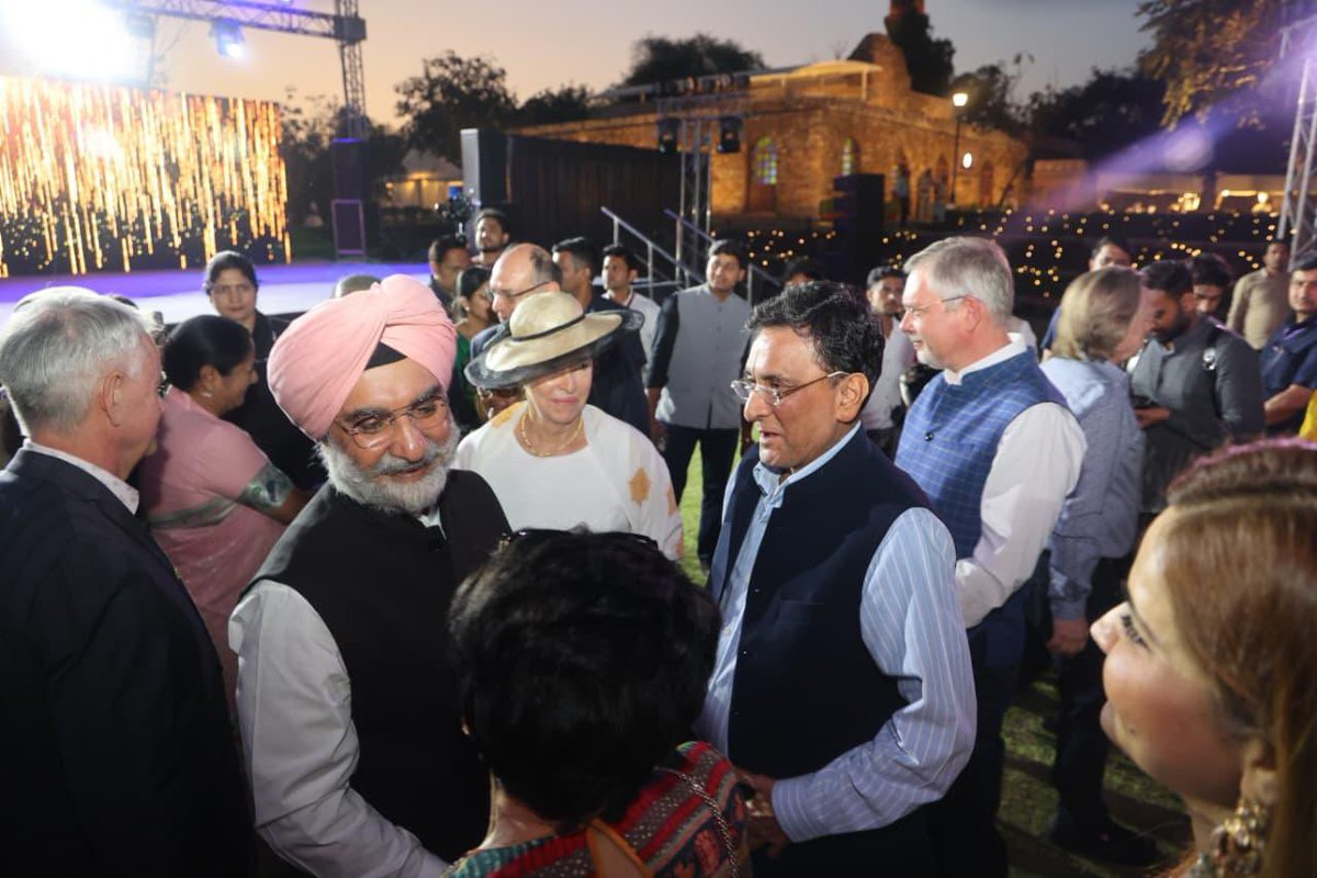 LG Delhi tweet media