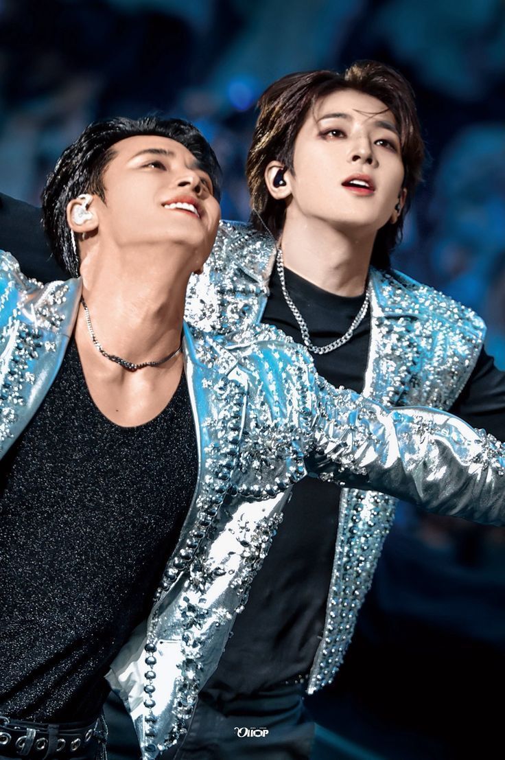 hourlyminwon 💚💜 tweet media