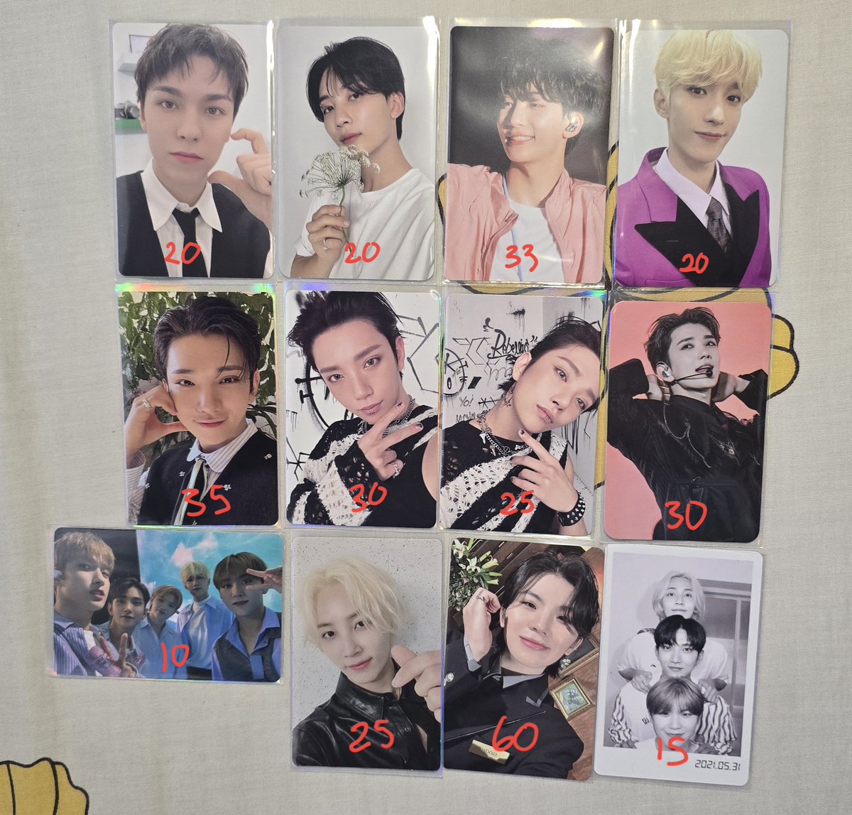 hi guys wts wts danusan ku

price on pict (exclude admin🍊 dan packing)

dm if interested (please mention ya abis dm tkt gamasuk)

wts vernon joshua jeonghan seungkwan woozi hoshi mingyu scoups cxm combi dokyeom