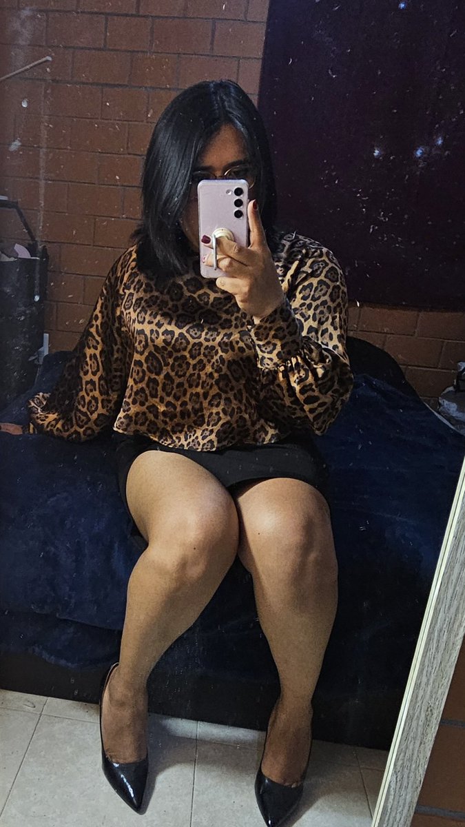 maggieplayroom's tweet photo. Entre mas miras ... mas te gusta 🥵❤️🔥
#OutfitDelDia #CurvyStyle #Heels #AnimalPrint #LatinaStyle https://t.co/NvID40jP1C