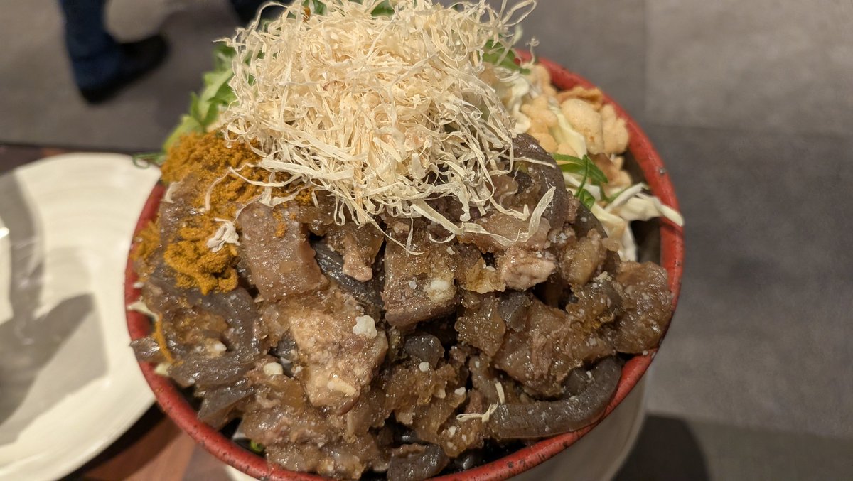 igaimo2525's tweet photo. 意味分からんが昼にもんじゃ屋行って飲んで夜にもんじゃ屋行って飲んだの初めてだがめちゃ良かった😇😇 https://t.co/IhZcebqdTc