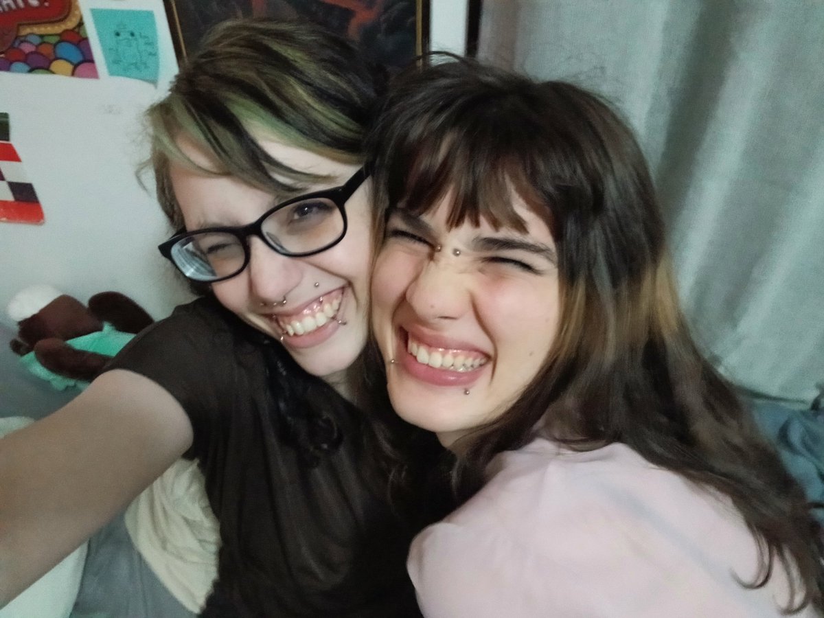 herptella tweet media