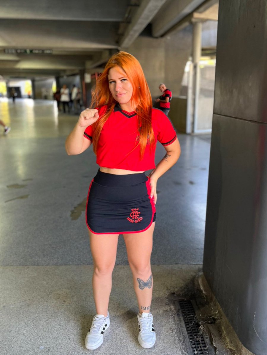 Anny Caroline tweet media