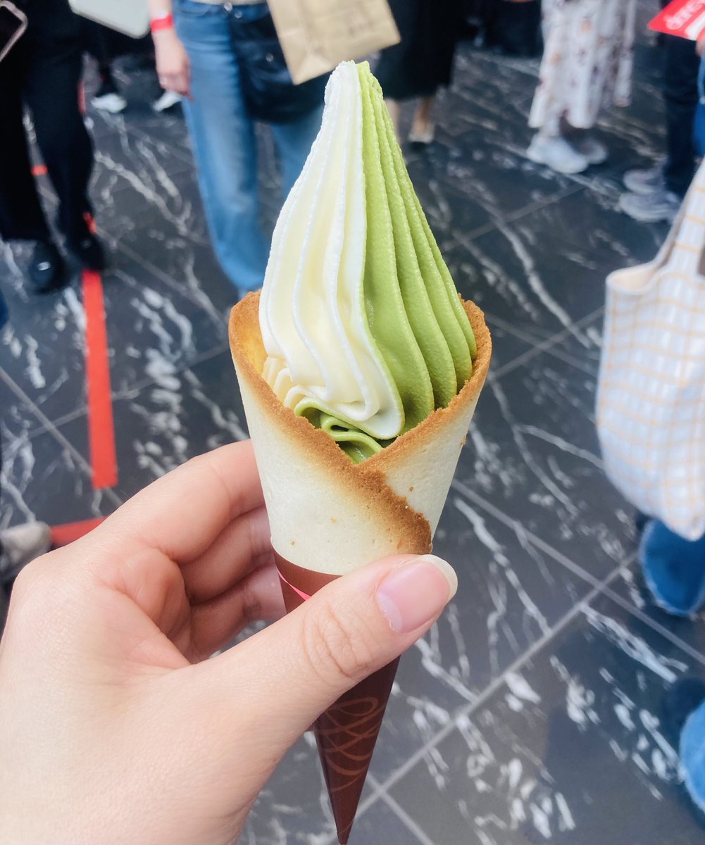 OtaniAkane819's tweet photo. 無料でソフトクリームが頂けた‼︎
濃厚で美味しい😋
#クレミア
#CREMIA
#新商品 https://t.co/Ig6cN1tkC9