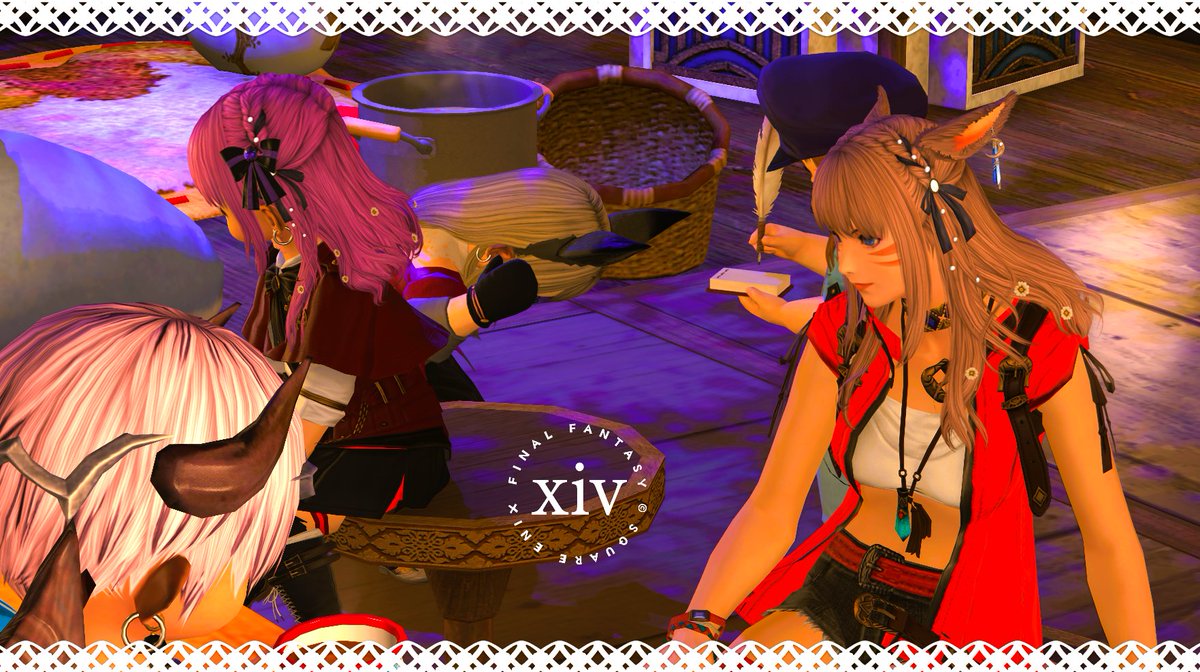 Uu_ff14's tweet photo. １枚目　レジをいじってたららちゃんを追いかけてたすーちゃんがなぜか警官さんに問われてるところ
２枚目　長くららちゅのカウンターに入ってくれてた恋さん帰るところ。12日で引退ということで来てくれました
またいつかカウンターに来てくれるのここで皆とまってるです🐑💨

#ららちゅ #ララフェル https://t.co/xUCkkcBvms
