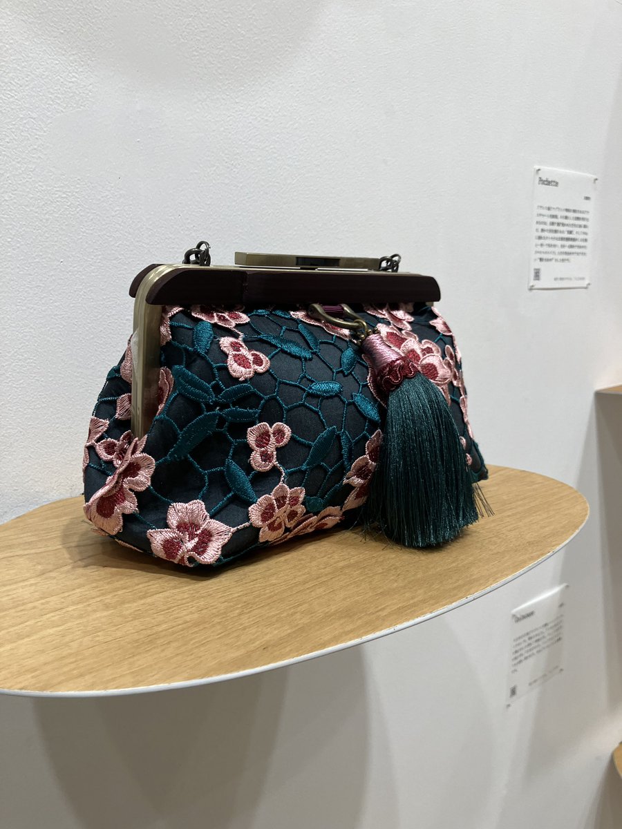 KIYAhonten's tweet photo. おはようございます。
日本橋木屋本店、開店いたしました。
辻本理恵「春薫る L‘odeur  de kyoto」展、開催中です。

会期 2026年4月1日〜4月30日(木)
※最終日は13時までの展示

#辻本理恵 #日本橋木屋 #企業公式が朝の挨拶を言い合う https://t.co/ddnara08rc